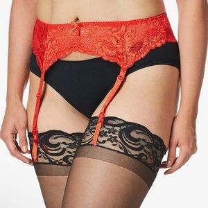 NEW Seven Til Midnight Red Gold All Floral Scallop Edge Lace Garter Belt S/M